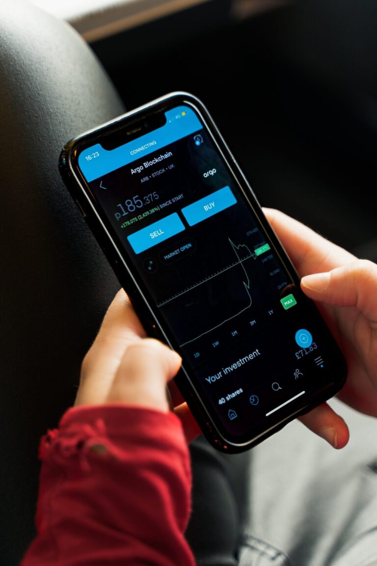 Blockchain-based Supply Chain Solutions: Revolutionizing Transparency and Efficiency